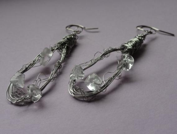 se starorůžovou říční perlou