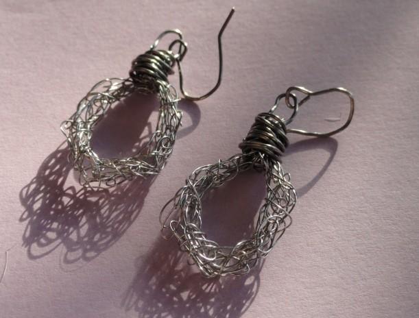 se starorůžovou říční perlou