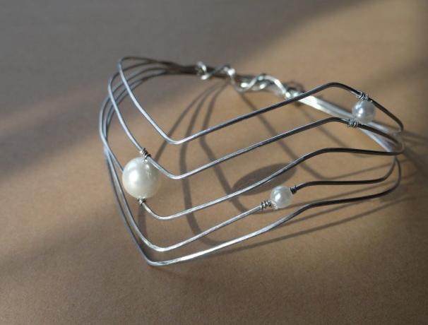 se starorůžovou říční perlou