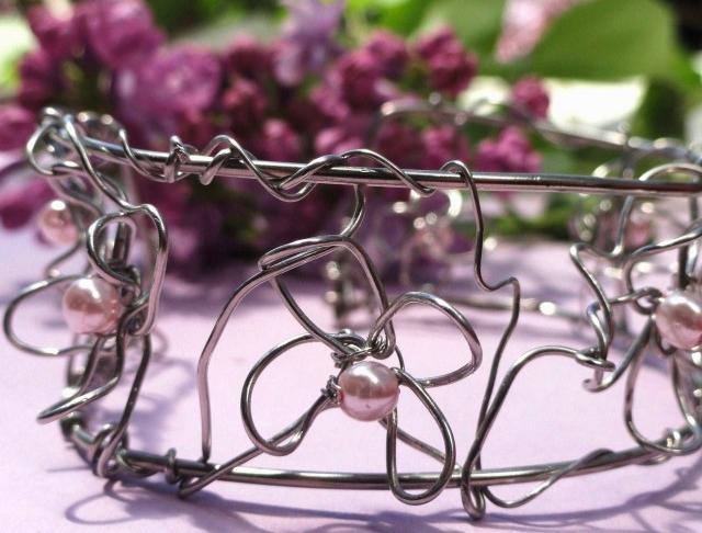 se starorůžovou říční perlou