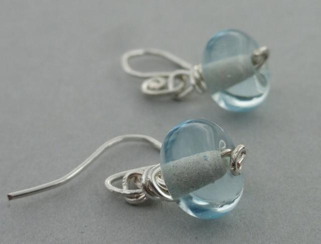 se starorůžovou říční perlou