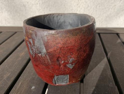 Japonský pohár z bronzovou glazurou dárek extravagantní keramický měděný pohár japonský rudý zajímavý přátelský chai wan 