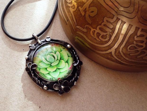 Přívěsek s mandalou DUŠE LESA /sklo