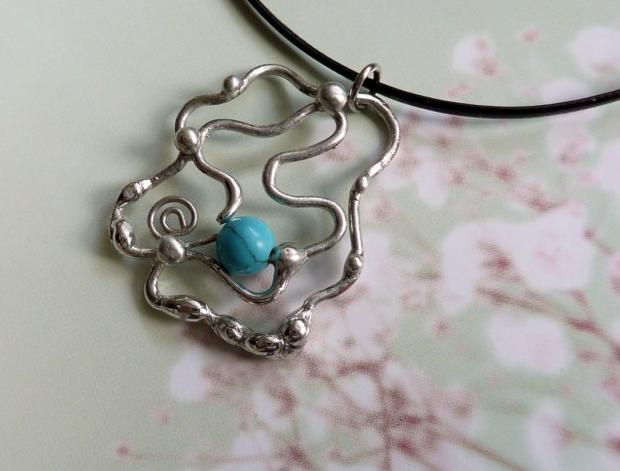 Přívěsek s mandalou DUŠE LESA /sklo