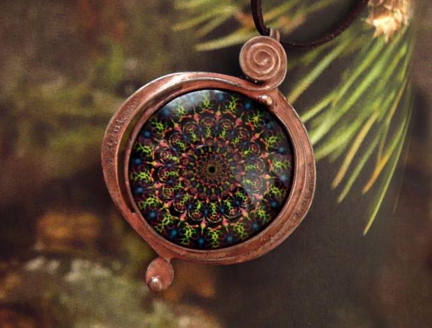 Přírodní pánský náhrdelník DHIGU