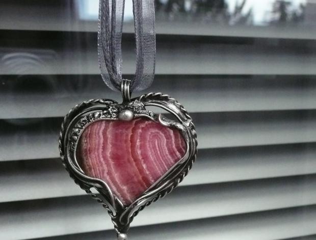 Přívěsek s mandalou DUŠE LESA /sklo