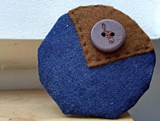 Ozdobný špendlík, fiaLOVE