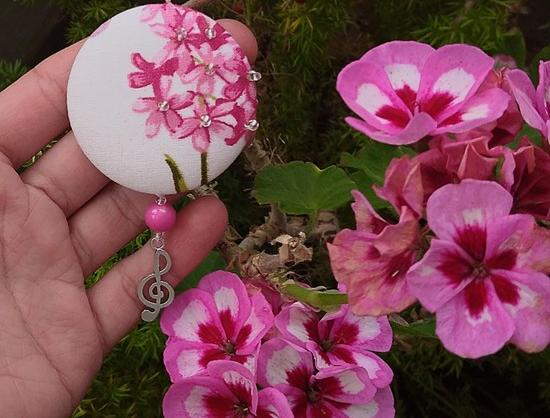 Ozdobný špendlík, fiaLOVE