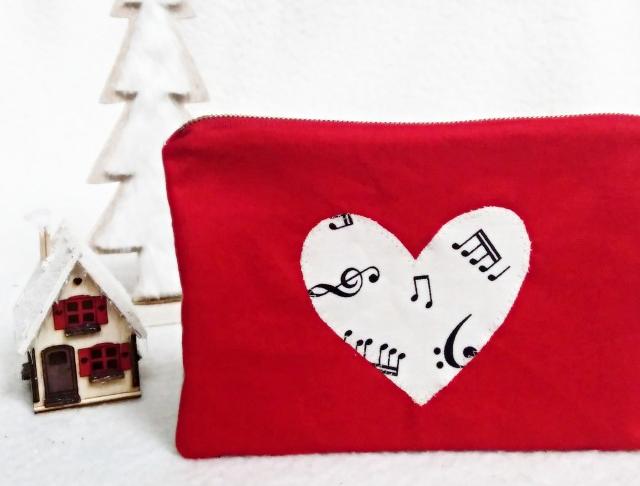 Ozdobný špendlík, fiaLOVE