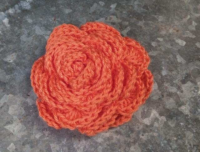 Ozdobný špendlík, fiaLOVE