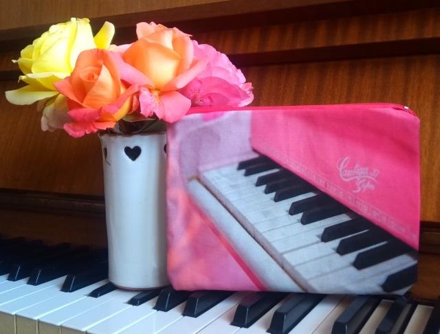 Ozdobný špendlík, fiaLOVE