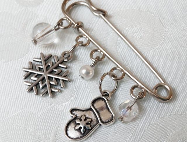 Ozdobný špendlík, fiaLOVE