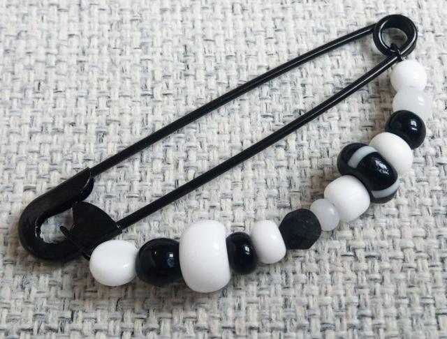 Ozdobný špendlík, fiaLOVE