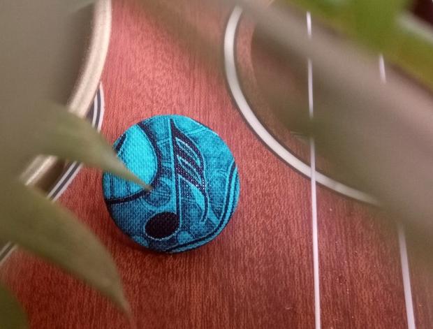 Ozdobný špendlík, fiaLOVE