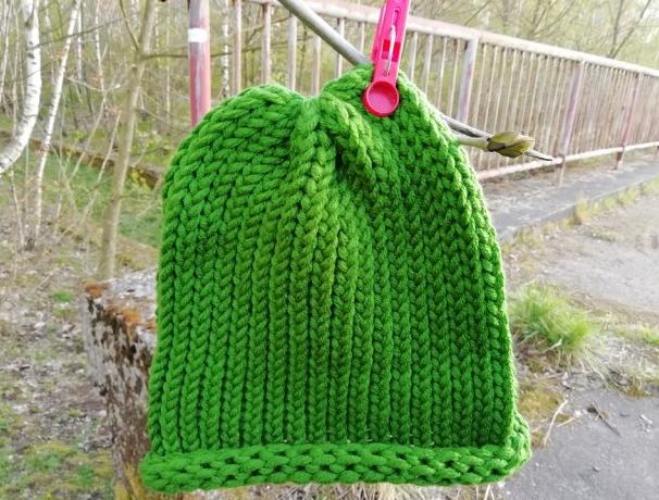 Pletená mega dlouhá čepice