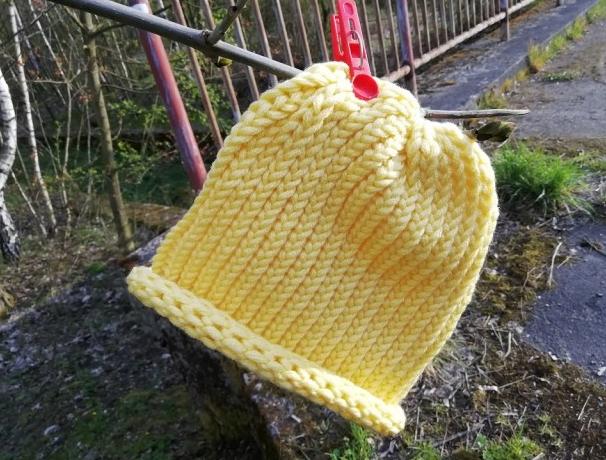 Pletená mega dlouhá čepice