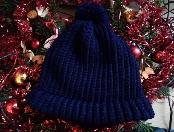 Pletená mega dlouhá čepice