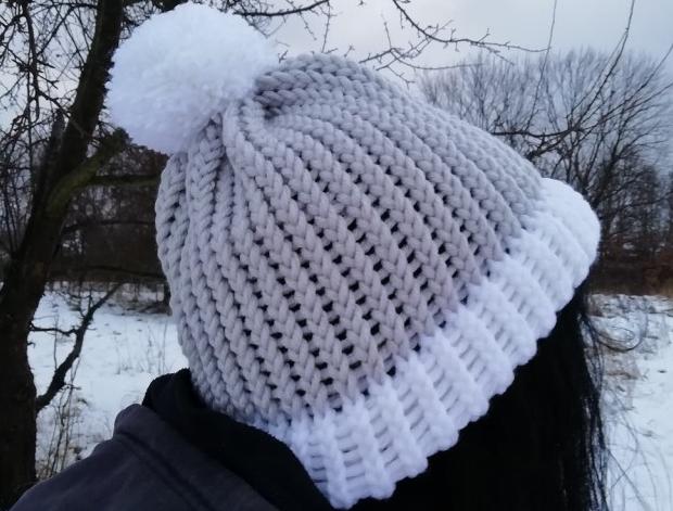 Pletená mega dlouhá čepice