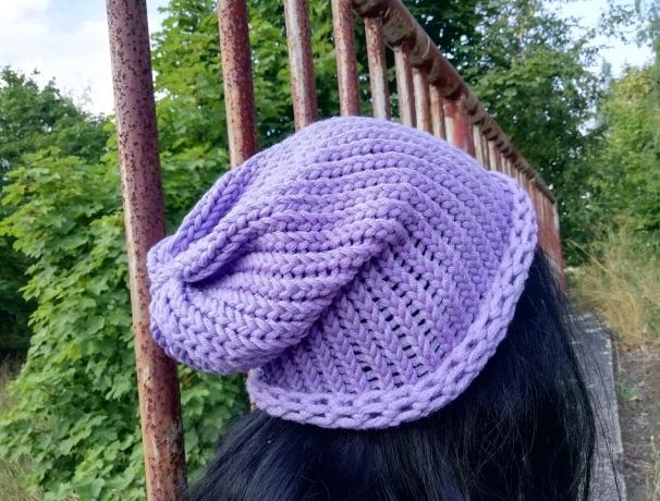 Pletená mega dlouhá čepice