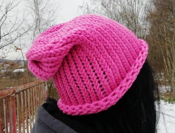 Pletená mega dlouhá čepice