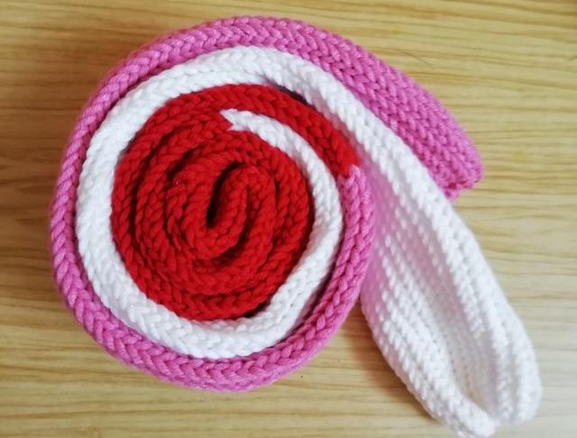 Pletená mega dlouhá čepice