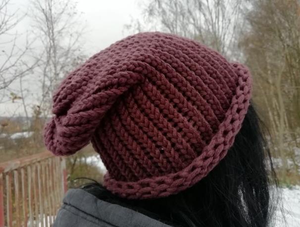 Pletená mega dlouhá čepice