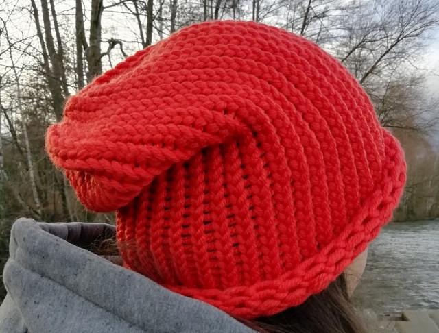 Pletená mega dlouhá čepice