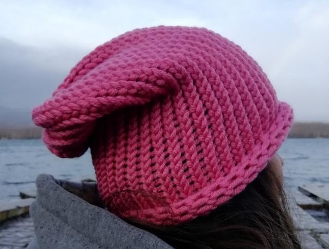 Pletená mega dlouhá čepice