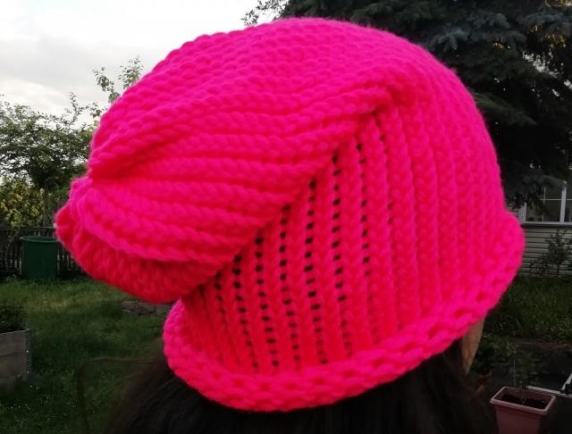 Pletená mega dlouhá čepice