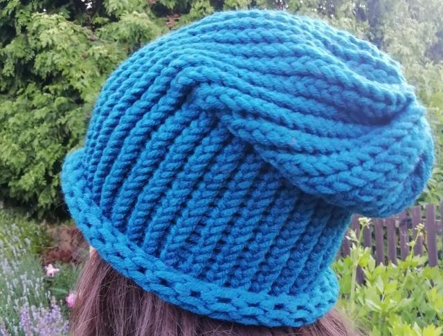 Pletená mega dlouhá čepice