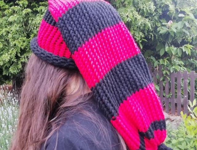 Pletená mega dlouhá čepice