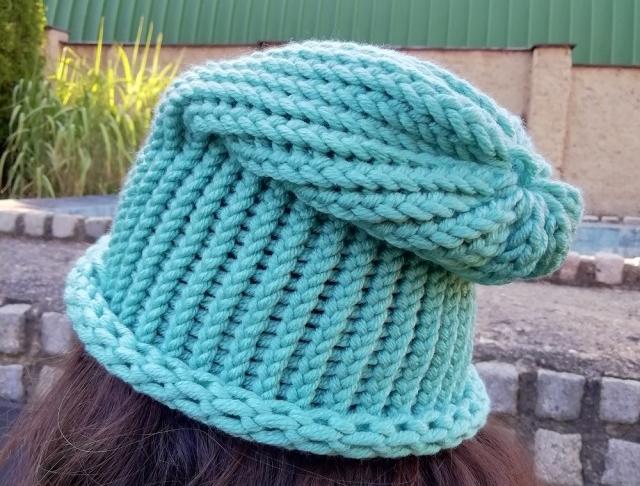 Pletená mega dlouhá čepice