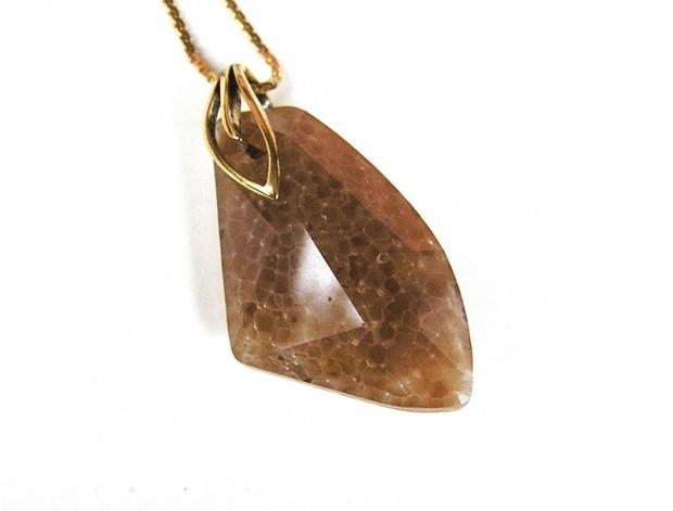 Mozaika na řetízku náhrdelník přívěsek zlatá hnědá béžová řetízek luxusní swarovski stříbro mozaika 
