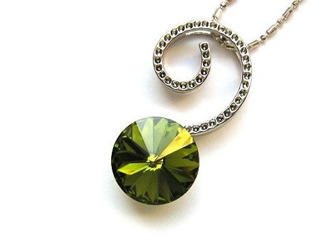 Rivoli na spirále náhrdelník přívěsek zelená řetízek spirála swarovski stříbrná rivoli olivová 