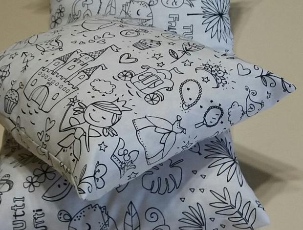 Polštářek omalovánka Princezny