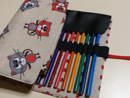 pastelkovník s kočkami