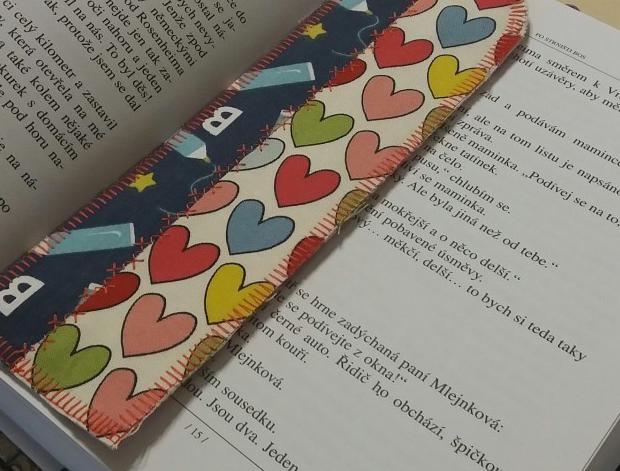 srdíčková záložka