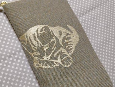 Obal na mobil obal taštička na mobil s kočkami 