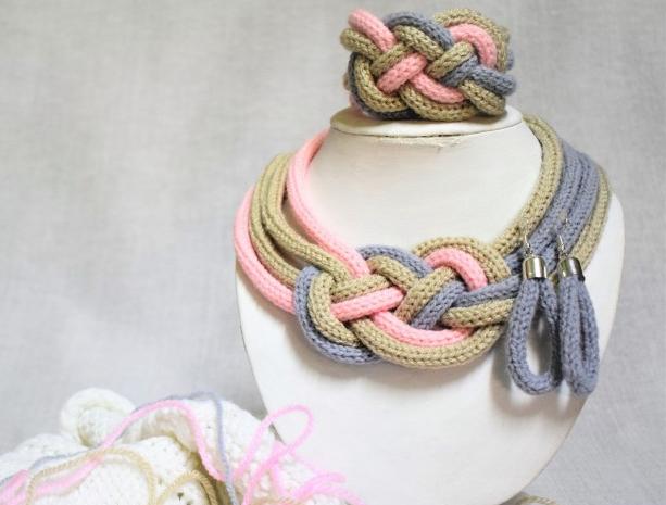 Uni čepice crazy 1669