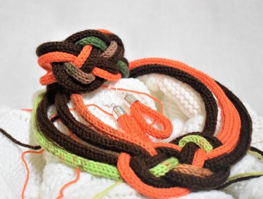 Uni čepice crazy 1669