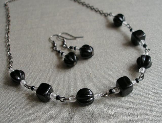 Flower IV. ....... náhrdelník