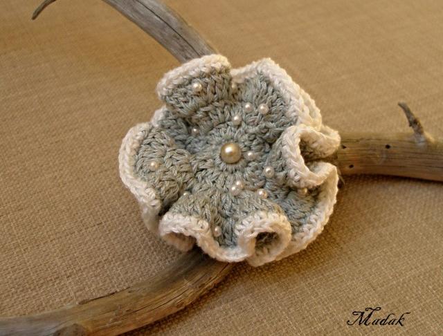 Flower IV. ....... náhrdelník