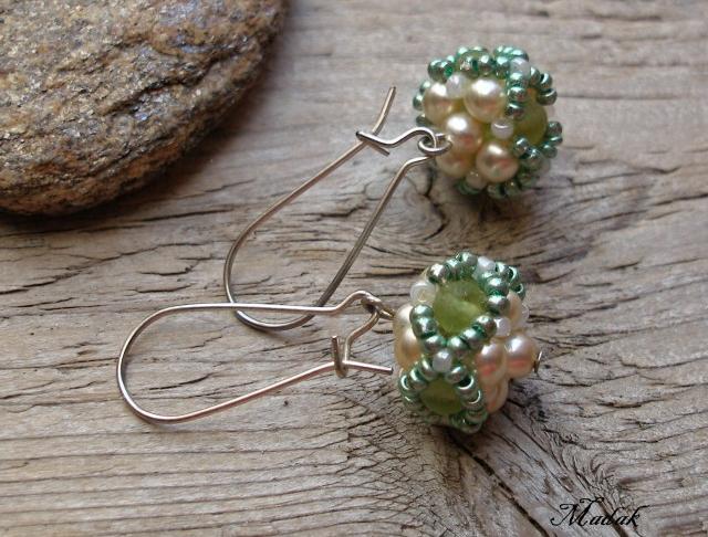 Flower IV. ....... náhrdelník