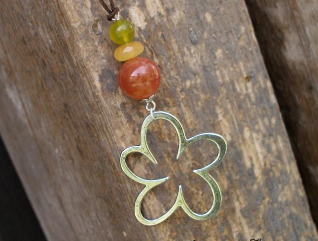 Flower IV. ....... náhrdelník