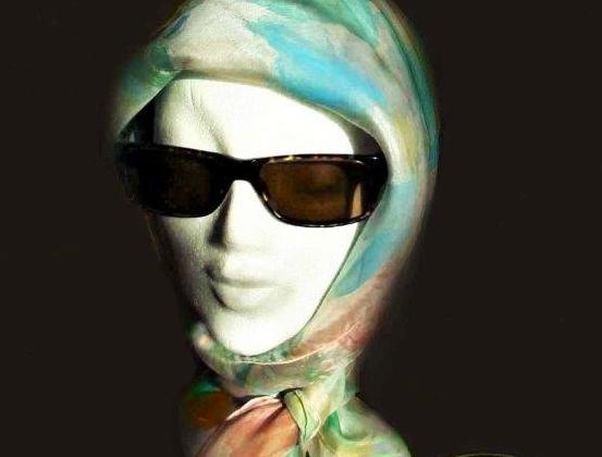 Malované lněné šaty Skrývám šelmu