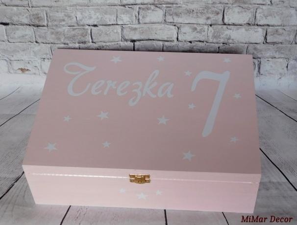 Dřevěný dárkový box narozeninový dřevo dřevěná dekorace dárek box bedýnka krabička narozeniny truhla pro děti pro miminko pro kluky bedna pro holky se jménem k narození na poklady 