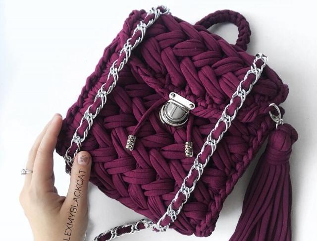 LUXUSNÍ RUČNĚ HÁČKOVANÝ BATOH vino kabelka vánoce narozeniny batoh luxusní módní vínová stylová sleva pro ženu crossbody limitovaná darek 2 v 1 vyprodej marasala batoh na popruhach batůžek transformer pero dceru 