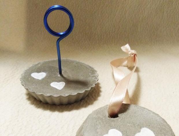 Betonová dóza s ornamenty