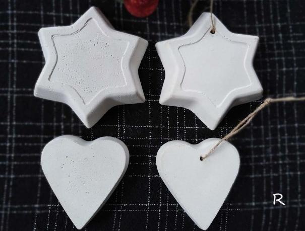 Betonová dóza s ornamenty