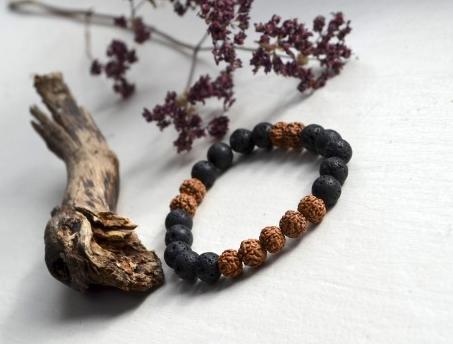 Tři sestry ve dřevě....